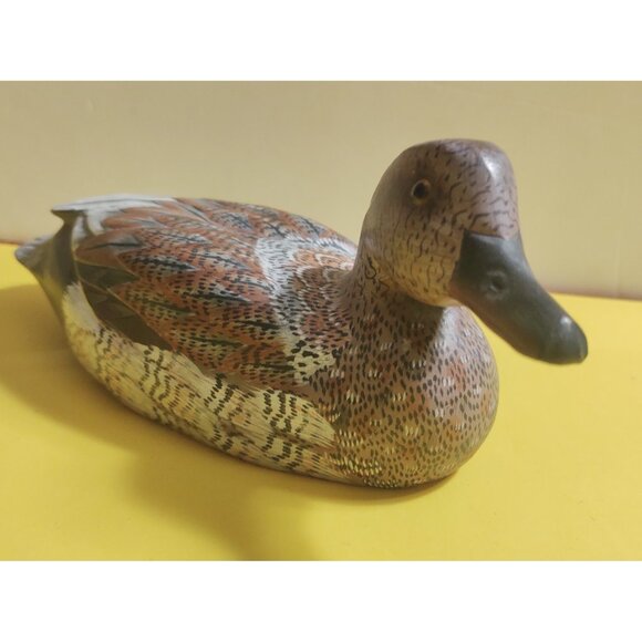 Pacific Rim Carvers Wooden Hand Carved & Painted Decrative  Duck 8 " x 3 1/4" - Picture 1 of 8